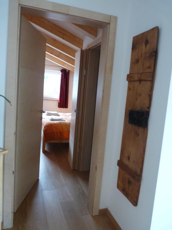 B&B Casa Sul Lago - Appartamenti Calceranica al Lago Oda fotoğraf